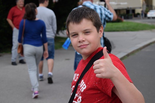 Stypendia szkolne: nie trzeba dostarczać faktur ani rachunków dokumentujących wydatki