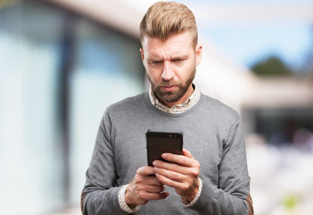 ZUS: uwaga na fałszywe SMS-y od oszustów