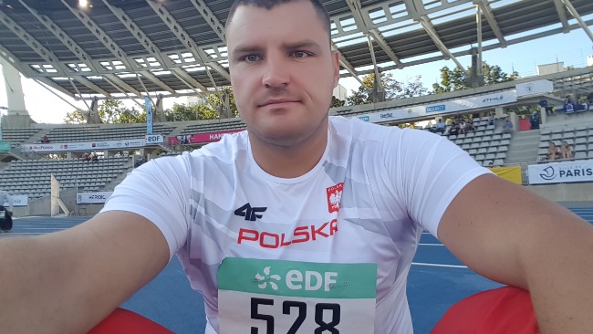 Piotr Kąkol z medalem