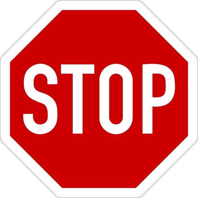 znak drogowy STOP