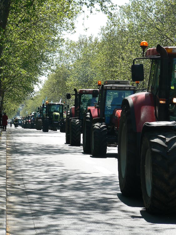 Protest rolników na drogach wokół Torunia