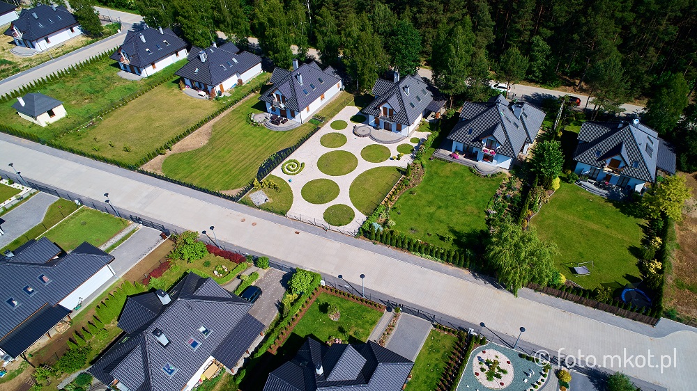 Sąsieczno, ul. Leśna - zrywamy asfalt, objazd ul. Spacerową