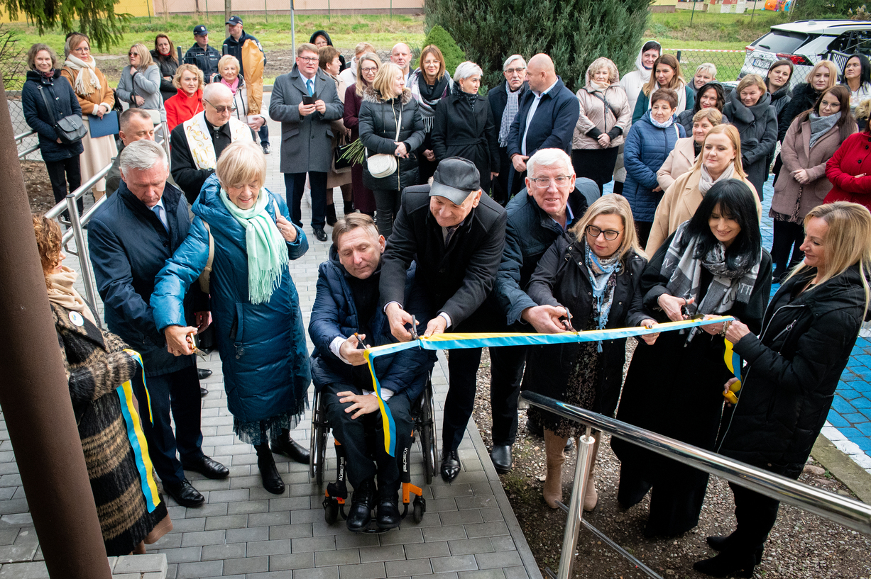 Uroczyste otwarcie nowej siedziby Gminnego Ośrodka Pomocy Społecznej w Obrowie