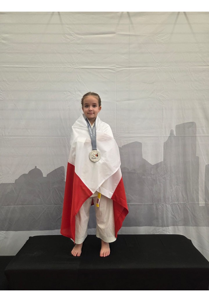 Młoda mistrzyni karate z Obrowa