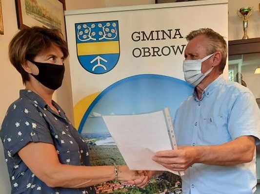 Szkoła w Osieku nad Wisłą z tą samą Panią Dyrektor