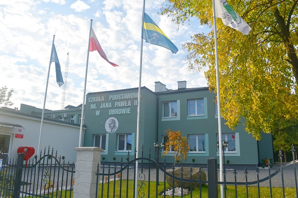 Szkoła w Obrowie uroczyście otwarta po rozbudowie